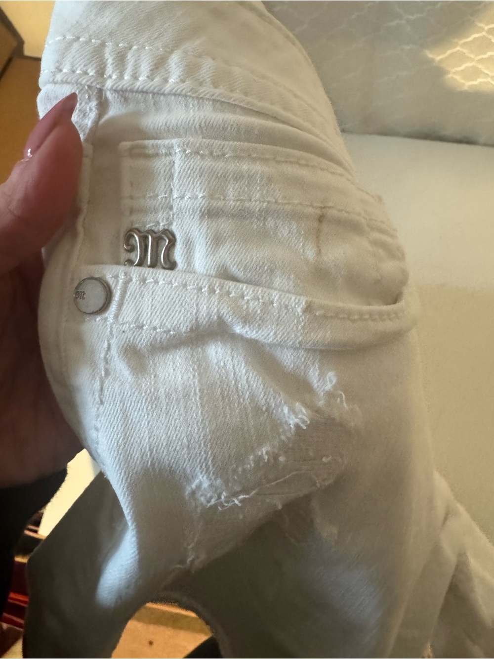 Miss Me Mid-Rise Stretch Short Size 34 - Picture 6 of 15